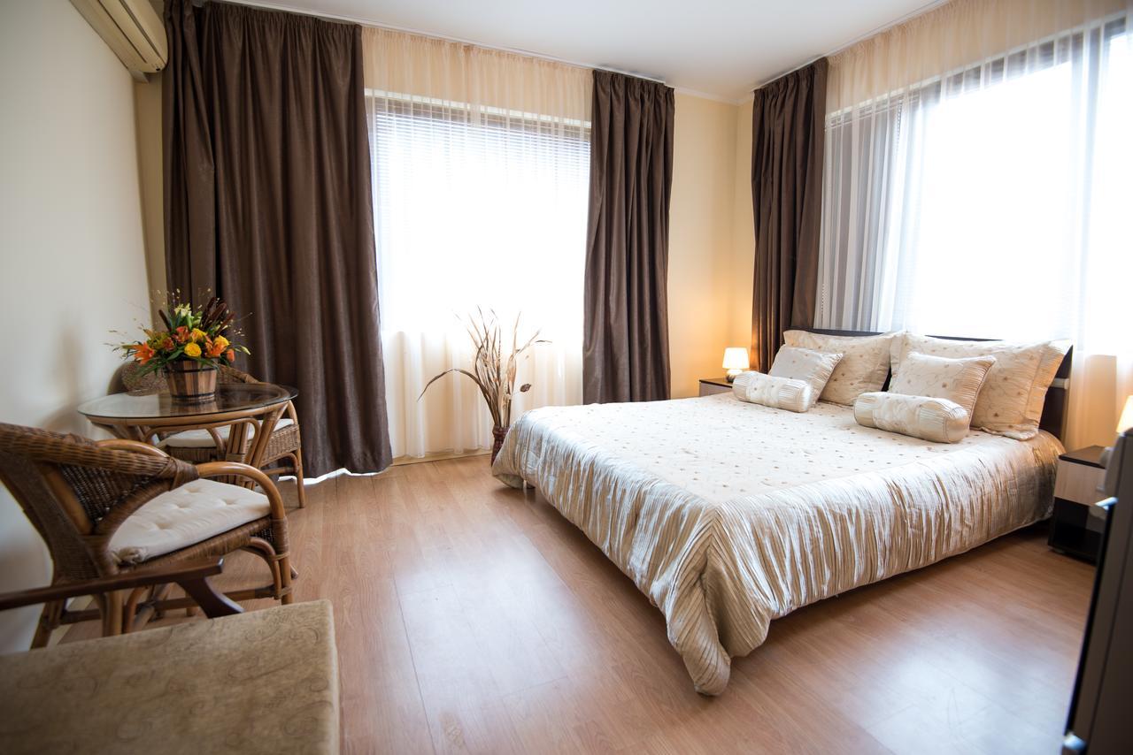 Complex Apolon Apartment Nesebar Ngoại thất bức ảnh