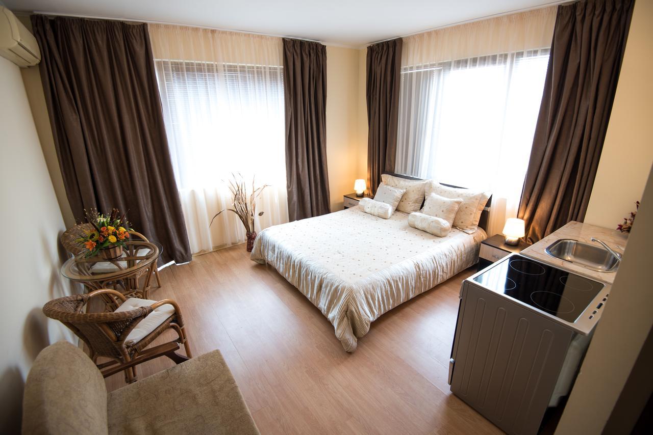 Complex Apolon Apartment Nesebar Ngoại thất bức ảnh