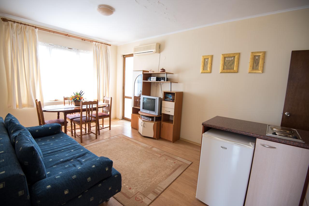 Complex Apolon Apartment Nesebar Ngoại thất bức ảnh