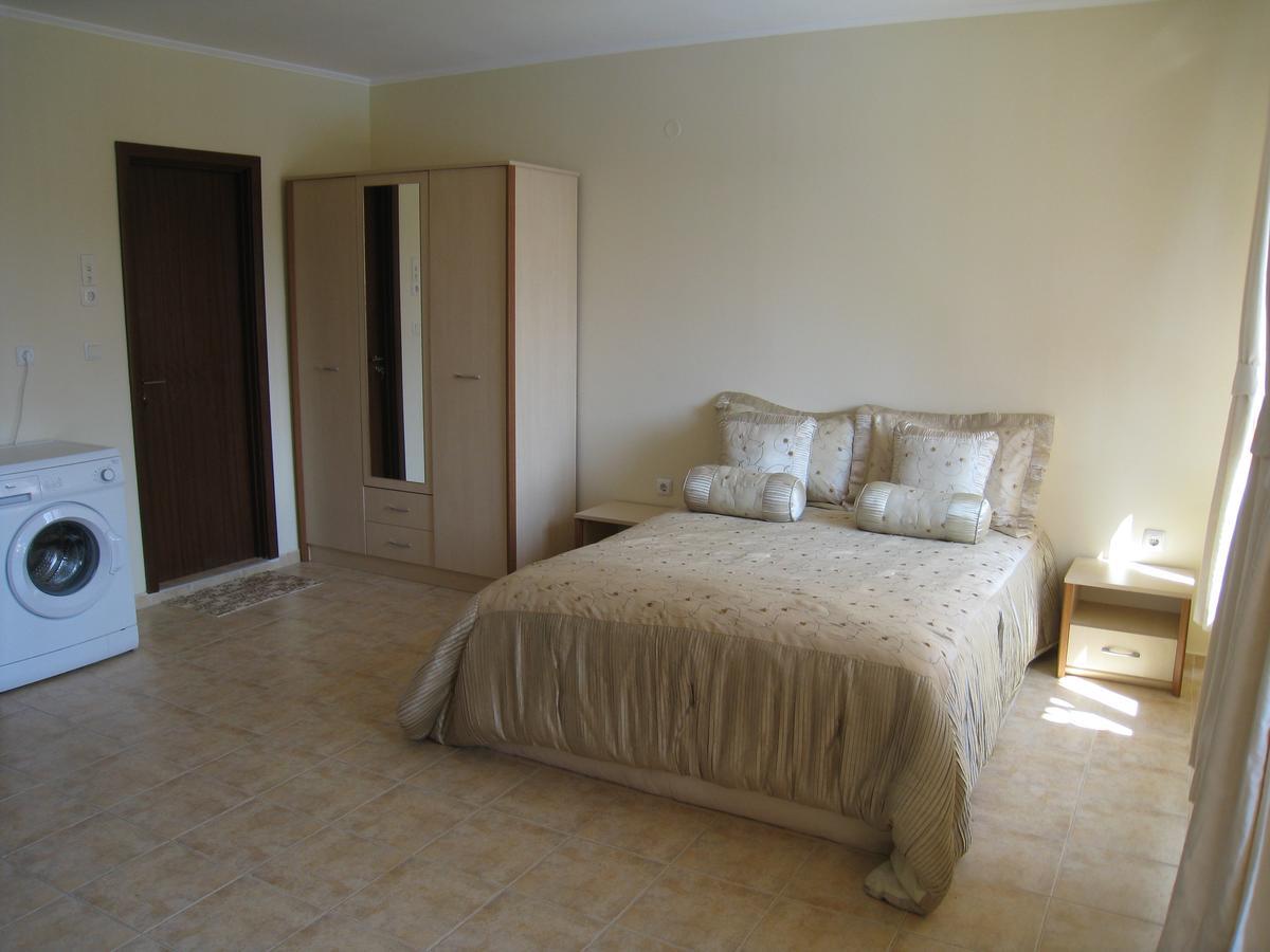 Complex Apolon Apartment Nesebar Ngoại thất bức ảnh