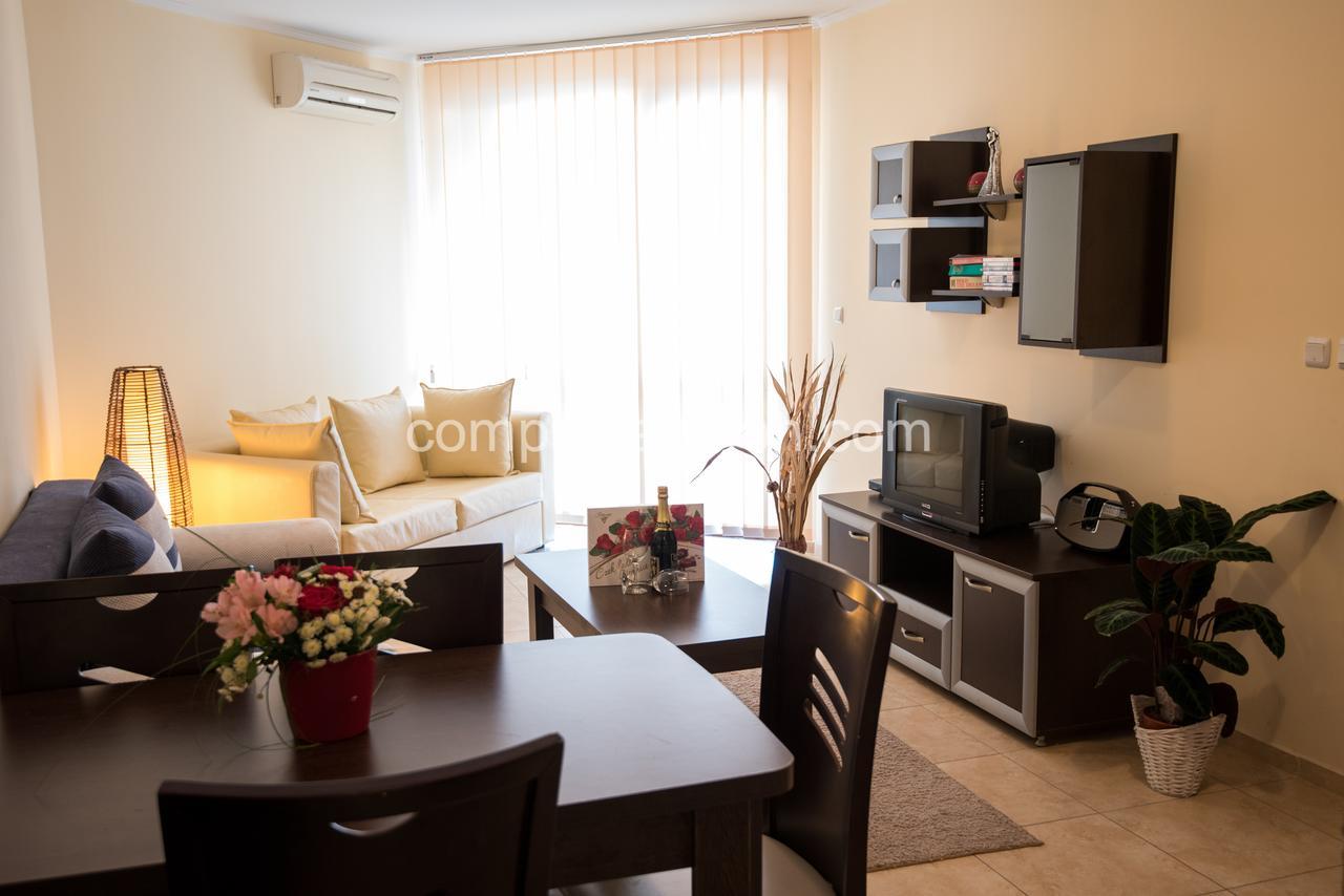 Complex Apolon Apartment Nesebar Ngoại thất bức ảnh