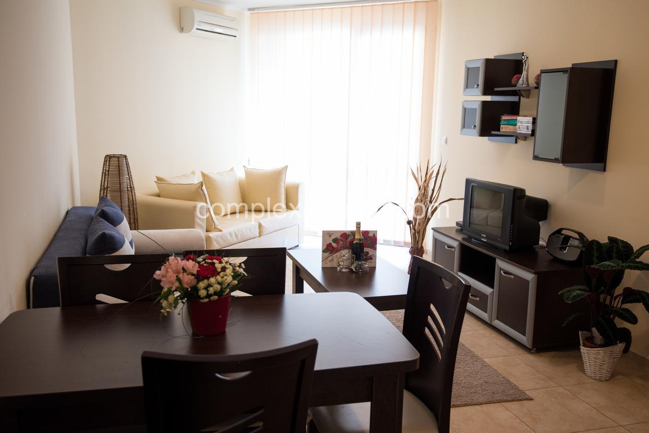Complex Apolon Apartment Nesebar Ngoại thất bức ảnh
