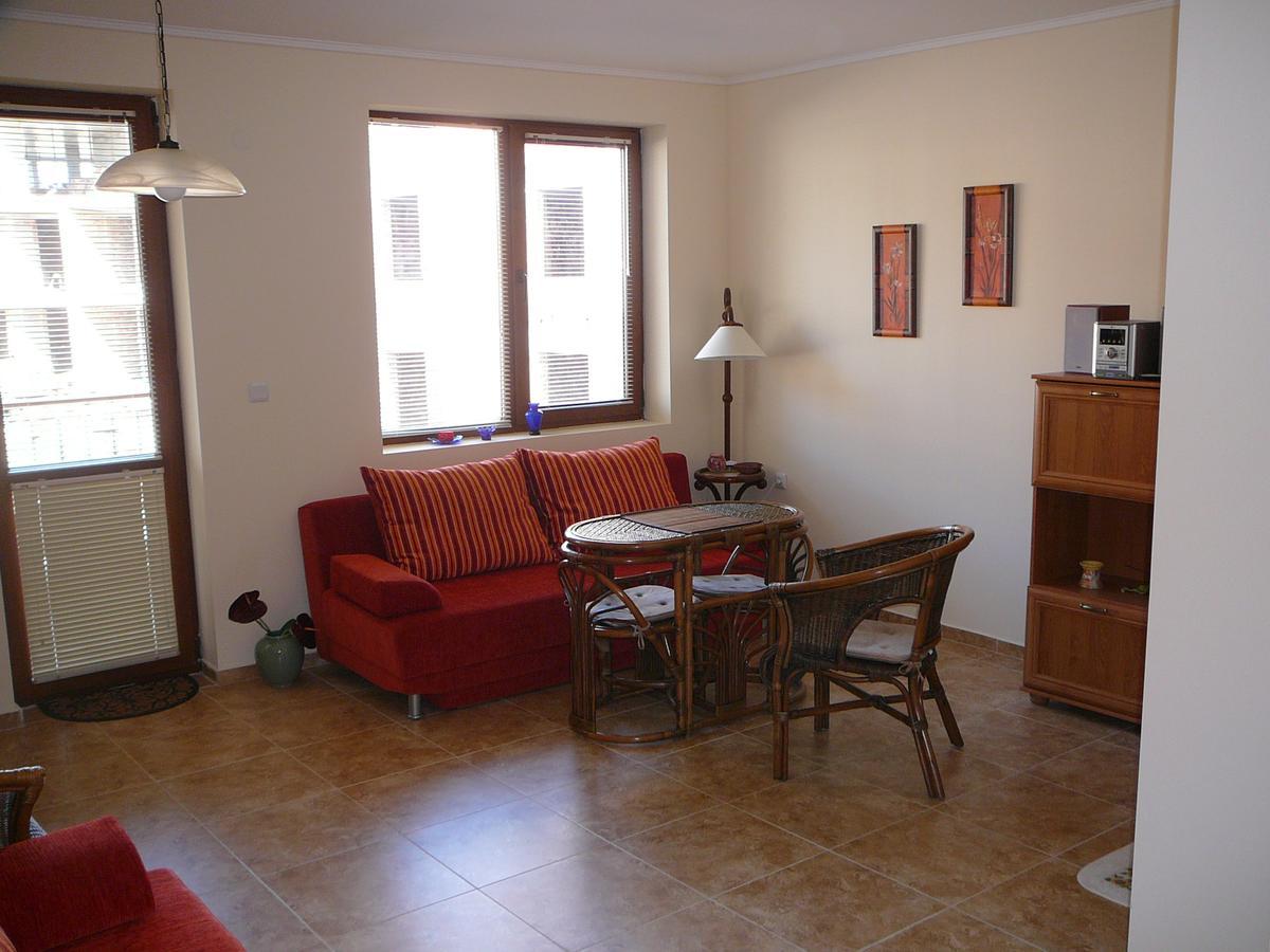 Complex Apolon Apartment Nesebar Ngoại thất bức ảnh